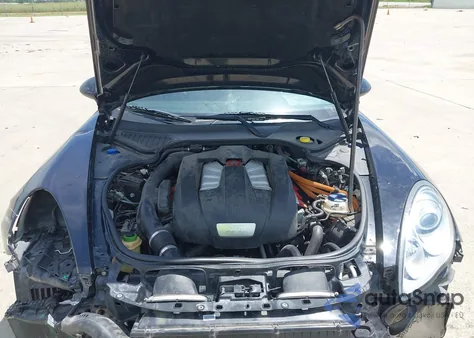 2013 Porsche Panamera Hybrid S from USA, damaged, VIN WP0AD2A76DL045383